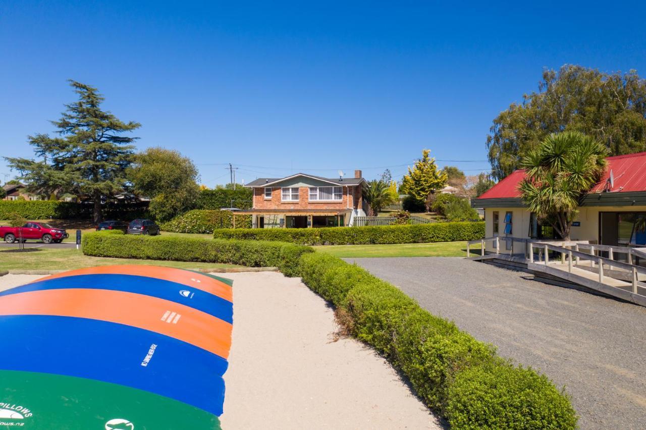 Cambridge Top 10 Holiday Park Kültér fotó