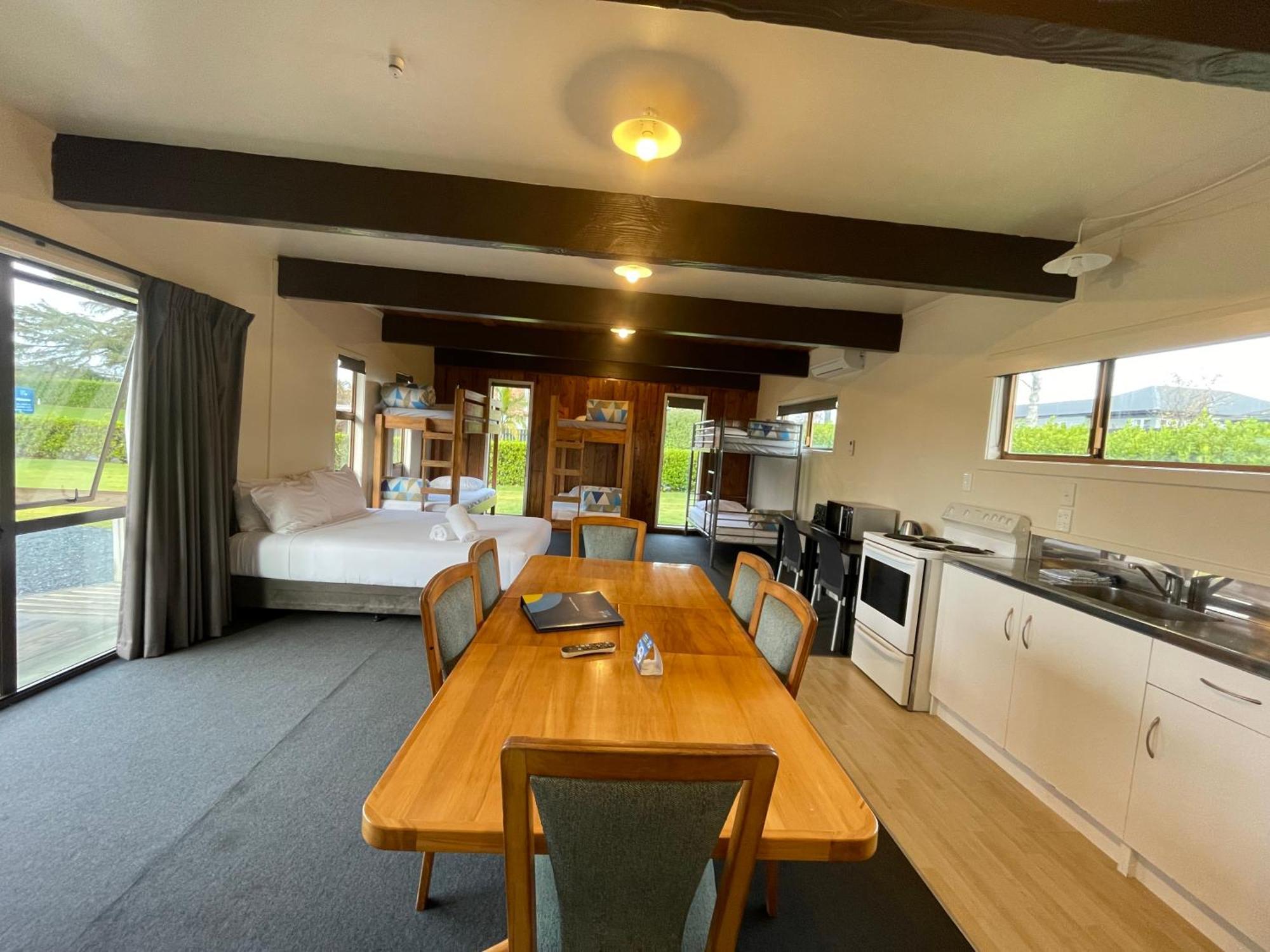 Cambridge Top 10 Holiday Park Szoba fotó