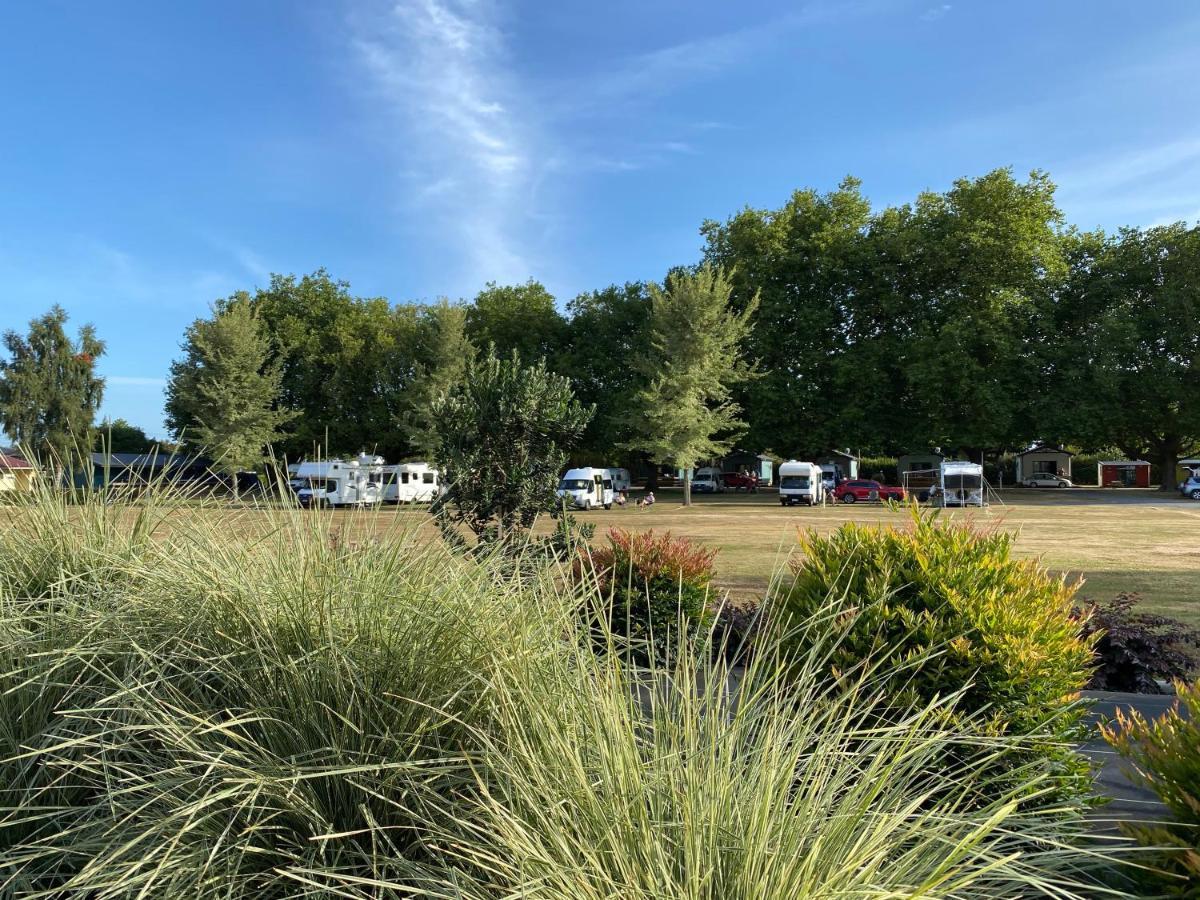 Cambridge Top 10 Holiday Park Kültér fotó